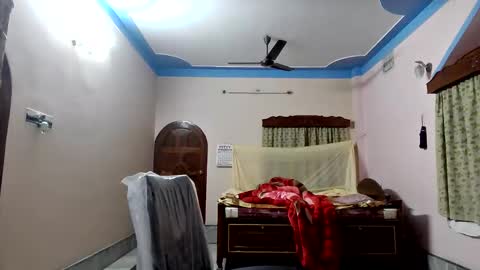 xcxcxcx online show from November 29, 7:05 pm