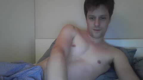 Snapshot of sexymotherfucker94 chatting on December 20, 6:24 pm Sexymotherfucker94 online show from December 20, 6:24 pm