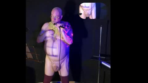 NakedSinger online show from December 22, 5:10 pm