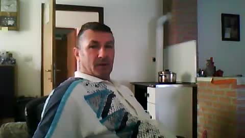 Snapshot of shaomy711 chatting on January 19, 8:07 am excelo21 online show from January 19, 8:07 am