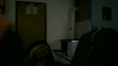 Snapshot of shaomy711 chatting on February 13, 7:03 am excelo21 online show from February 13, 7:03 am