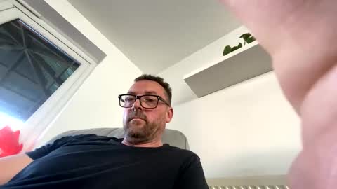 Sharksboy online show from March 28, 7:30 am