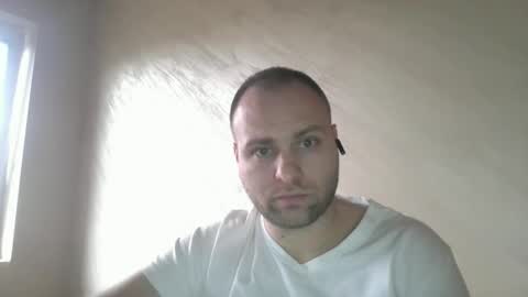 shmele_04 online show from December 17, 1:29 pm