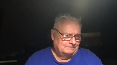 shortbeef11 online show from December 29, 3:22 am