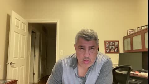 Chicago Guy online show from September 18, 11:51 pm