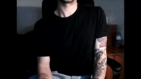 Snapshot of shyboyhugecum2020 chatting on January 7, 3:26 am shyboyhugecum2020 online show from January 7, 3:26 am