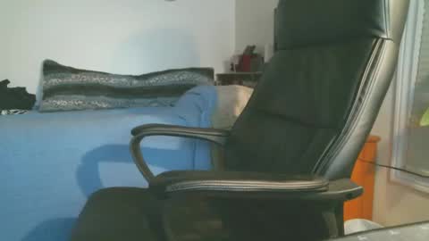 Snapshot of shyboyhugecum2020 chatting on September 23, 2:22 am shyboyhugecum2020 online show from September 23, 2:22 am