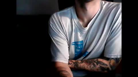 Snapshot of shyboyhugecum2020 chatting on January 18, 4:41 am shyboyhugecum2020 online show from January 18, 4:41 am