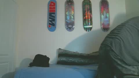 Snapshot of shyboyhugecum2020 chatting on September 21, 2:44 am shyboyhugecum2020 online show from September 21, 2:44 am