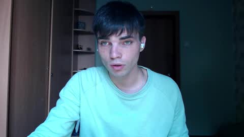 Snapshot of simbo_cool chatting on September 12, 11:10 am Simba online show from September 12, 11:10 am