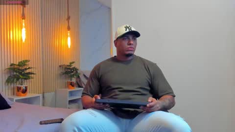 simeone_panda online show from December 5, 11:16 am