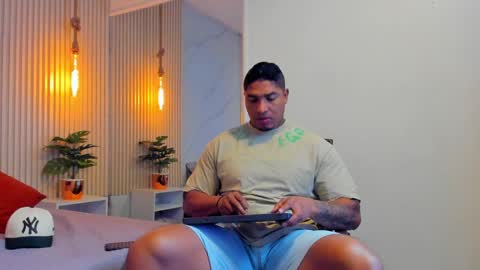 simeone_panda online show from December 6, 11:11 am