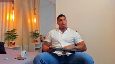 simeone_panda online show from December 3, 10:59 am