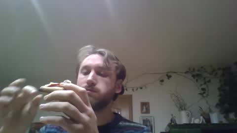 simongoesup online show from January 6, 4:11 pm