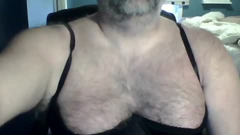 sims576 online show from April 6, 6:42 pm