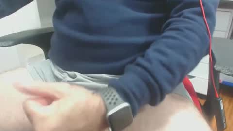 sineley online show from February 6, 8:17 pm