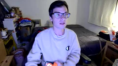 singholedad online show from December 14, 12:39 am