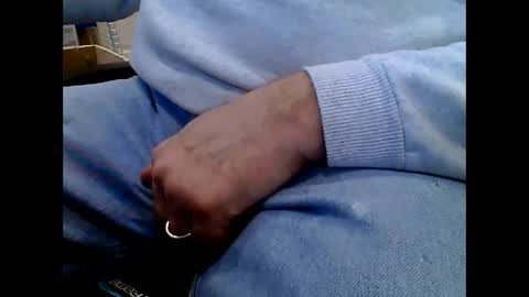 Snapshot of sirthomastom chatting on February 24, 6:15 pm random precision online show from February 24, 6:15 pm
