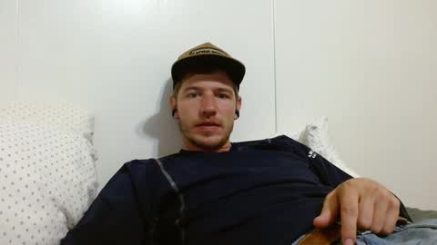 Snapshot of siscohater chatting on September 15, 2:36 am James online show from September 15, 2:36 am