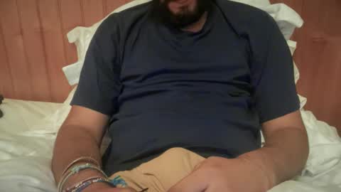 Snapshot of skinnyguyfun chatting on September 14, 7:16 pm skinnyguyfun online show from September 14, 7:16 pm