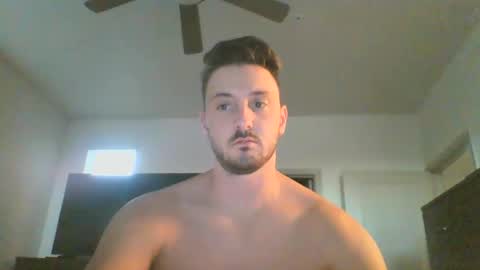 skinnyguylongdick1 online show from December 19, 12:13 am