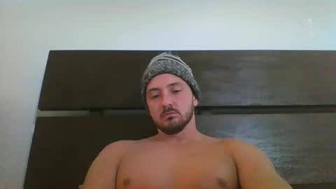 skinnyguylongdick1 online show from December 29, 4:08 pm
