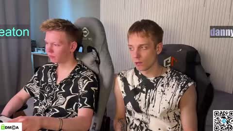 sky_hunter online show from April 30, 11:50 am