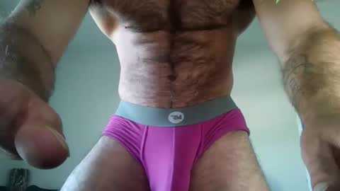 Snapshot of skylerflexes chatting on September 24, 11:03 pm Skyler Flexes online show from September 24, 11:03 pm