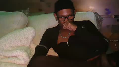 skyonetoo3 online show from March 11, 9:45 am