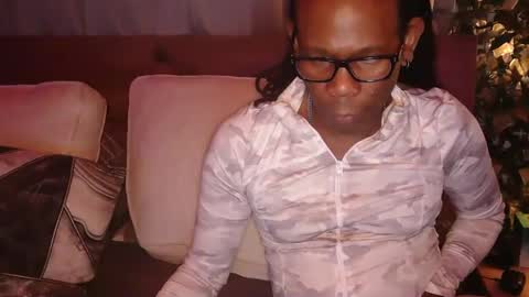 skyonetoo3 online show from March 12, 12:20 am