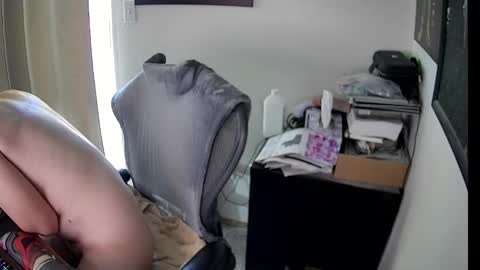 slave2pussy online show from November 2, 11:09 pm