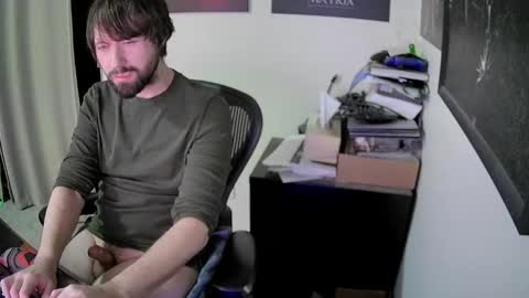 slave2pussy online show from March 2, 5:44 am