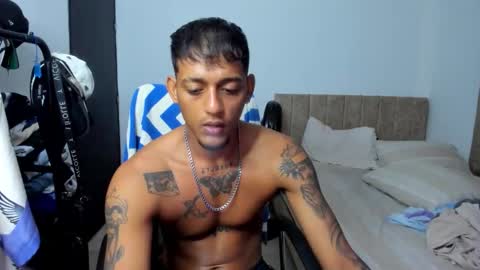 slim_master12 online show from January 5, 9:40 pm