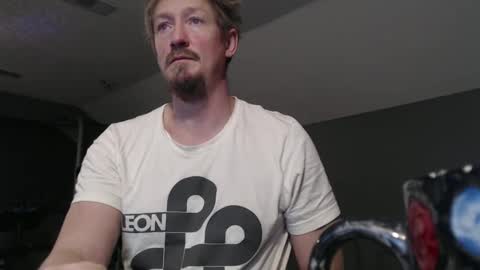 slimjp online show from December 23, 1:13 pm