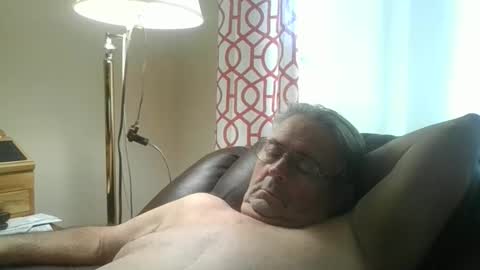 slippery_duck online show from January 11, 7:17 pm