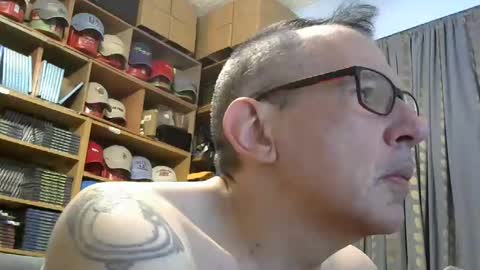 sluttyslave81 online show from October 10, 5:01 am