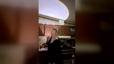 slyfixe online show from March 21, 8:19 am