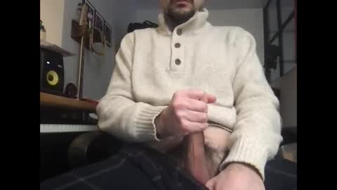 Snapshot of small_88 chatting on January 13, 9:19 am small_88 online show from January 13, 9:19 am