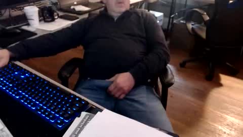 smly online show from December 21, 7:55 pm