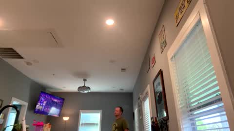 smokeymt420 online show from April 12, 12:28 pm