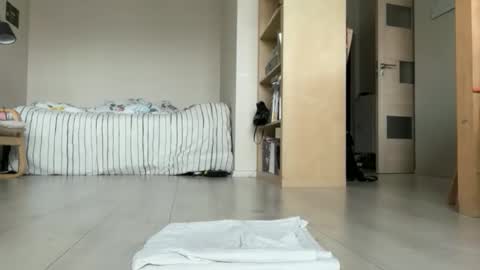 smurfsurfer online show from March 3, 12:01 pm