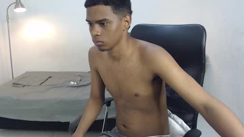 snak_master1 online show from September 23, 6:07 pm