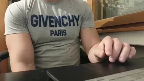 Snapshot of so_thick chatting on January 19, 8:30 pm luca -   online show from January 19, 8:30 pm