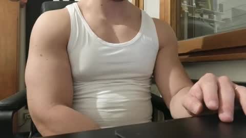 Snapshot of so_thick chatting on December 21, 9:25 pm luca -   online show from December 21, 9:25 pm