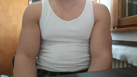 Snapshot of so_thick chatting on December 11, 12:38 pm luca -   online show from December 11, 12:38 pm