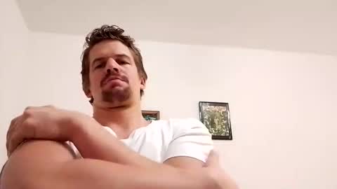 solero93 online show from December 20, 7:32 pm