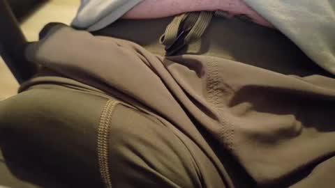 sparklenuts17 online show from December 18, 2:38 pm