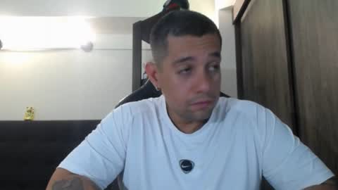     online show from April 10, 6:53 am