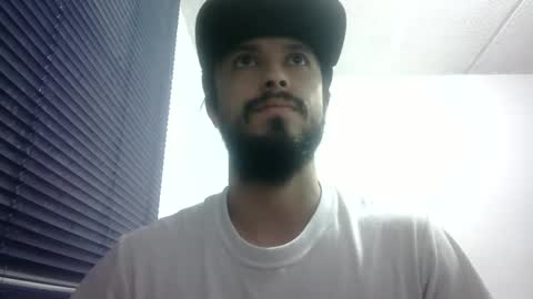 Snapshot of sperm_donor94 chatting on February 25, 11:33 pm sperm_donor94 online show from February 25, 11:33 pm