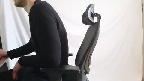 Marco. When Im offline you can view premium content in bio online show from March 3, 9:28 am